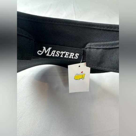 NWT - ⛳️⛳️ 2022 Masters Black Visor - Picture 2 of 2